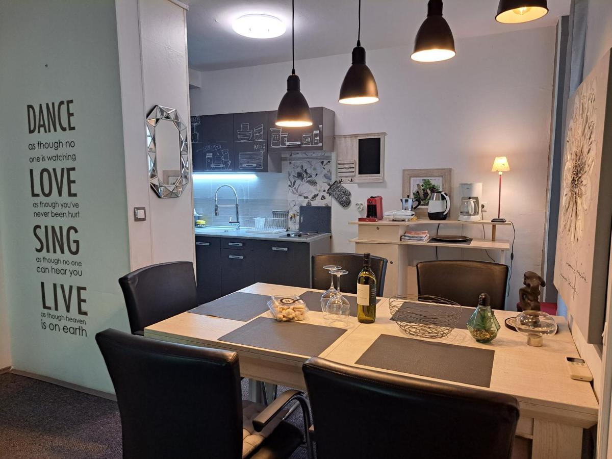 Apartment Iggory Пула Екстер'єр фото